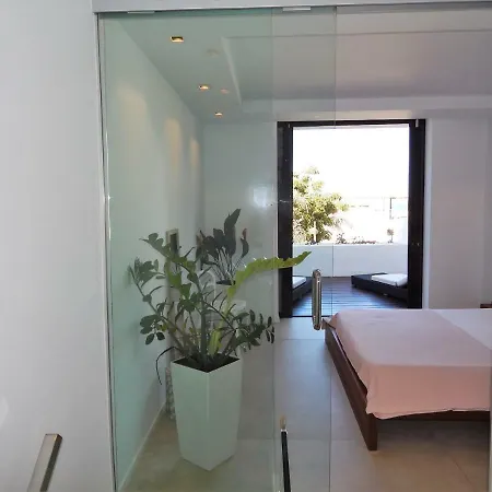Beautiful Beachfront شقة