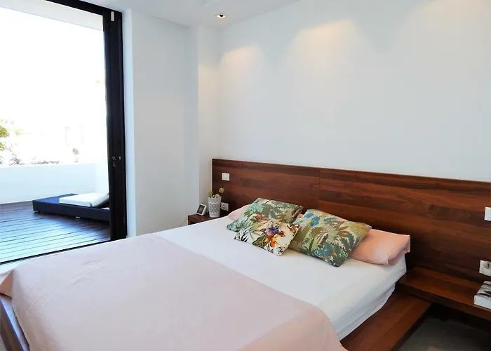 Beautiful Beachfront Playa de las Americas (Tenerife)