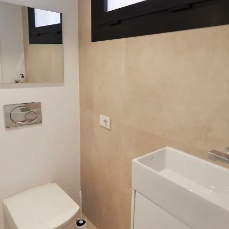 Beautiful Beachfront Lägenhet